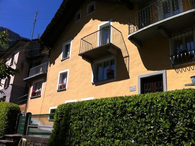Casa Laura Holiday home Cevio